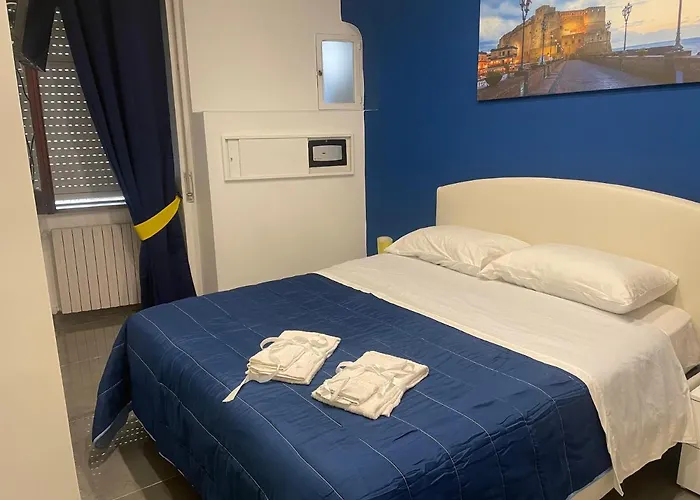 Giulieda In Wonderland * Napoli